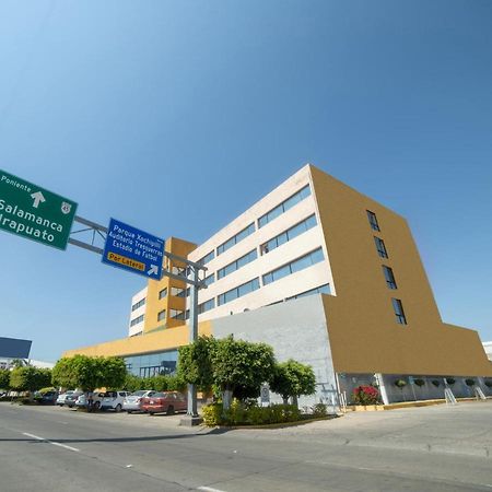 Capital O Hotel Casa Real Celaya Celaya  Extérieur photo