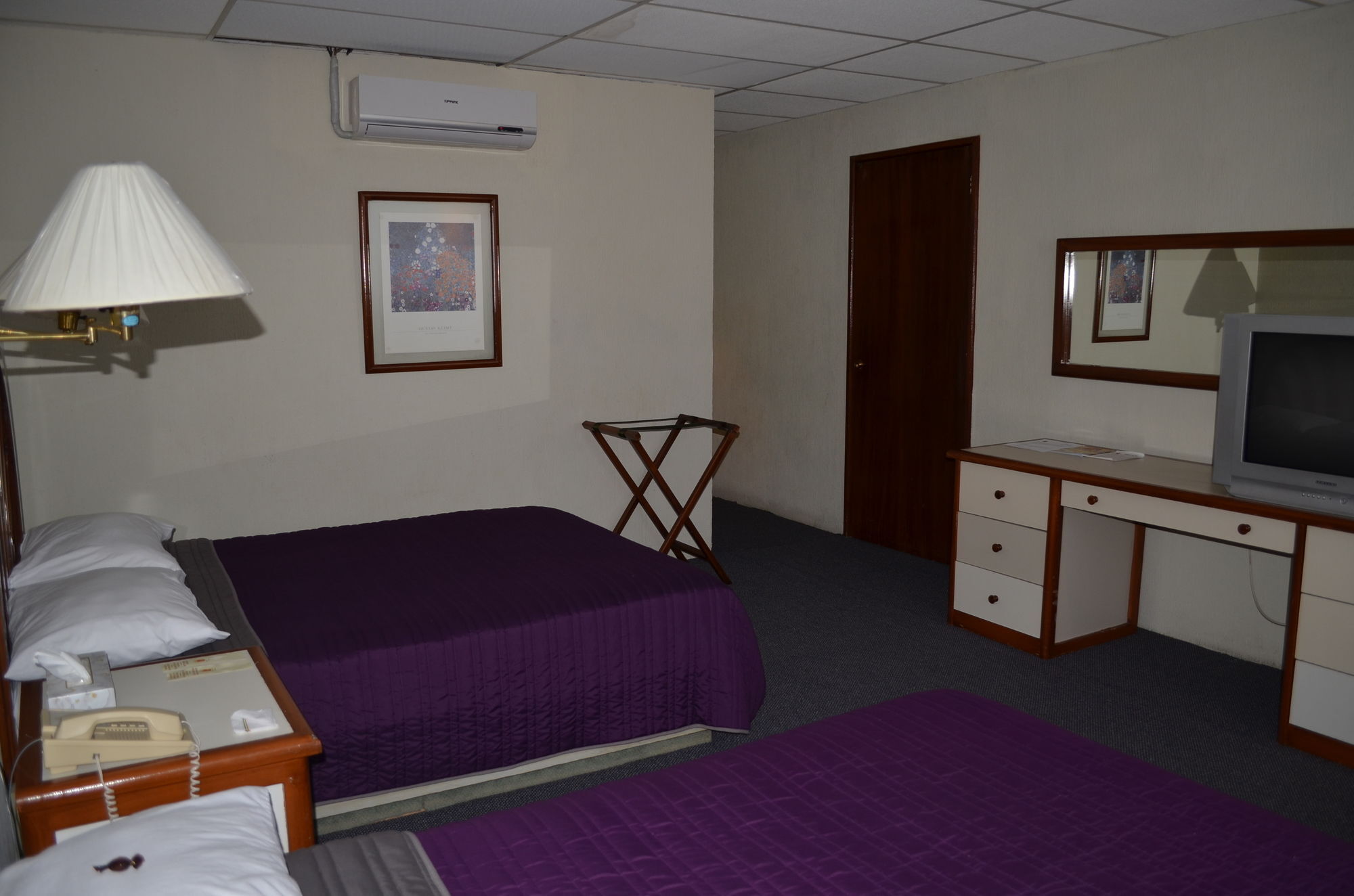 Capital O Hotel Casa Real Celaya Celaya  Extérieur photo